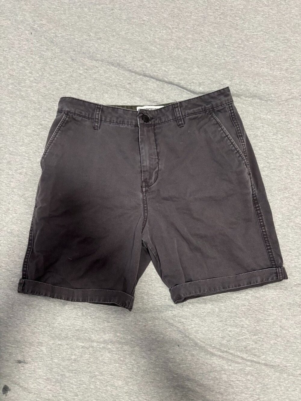 Quiksilver Men 32 Chino Walk Shorts Charcoal Gray Cotton Twill Skate Regular 201